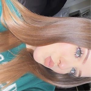 Meet your Posher, Carolina